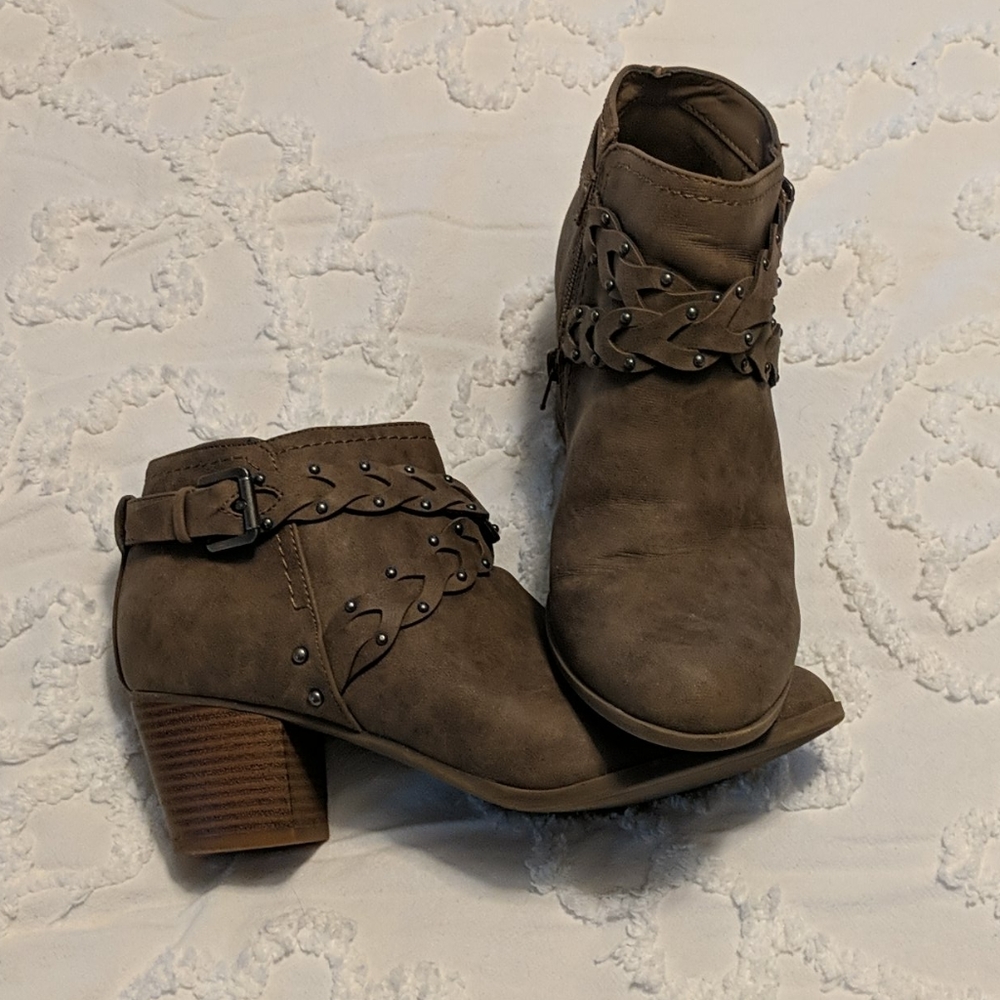 Gray braided booties, studs. indigo rd.